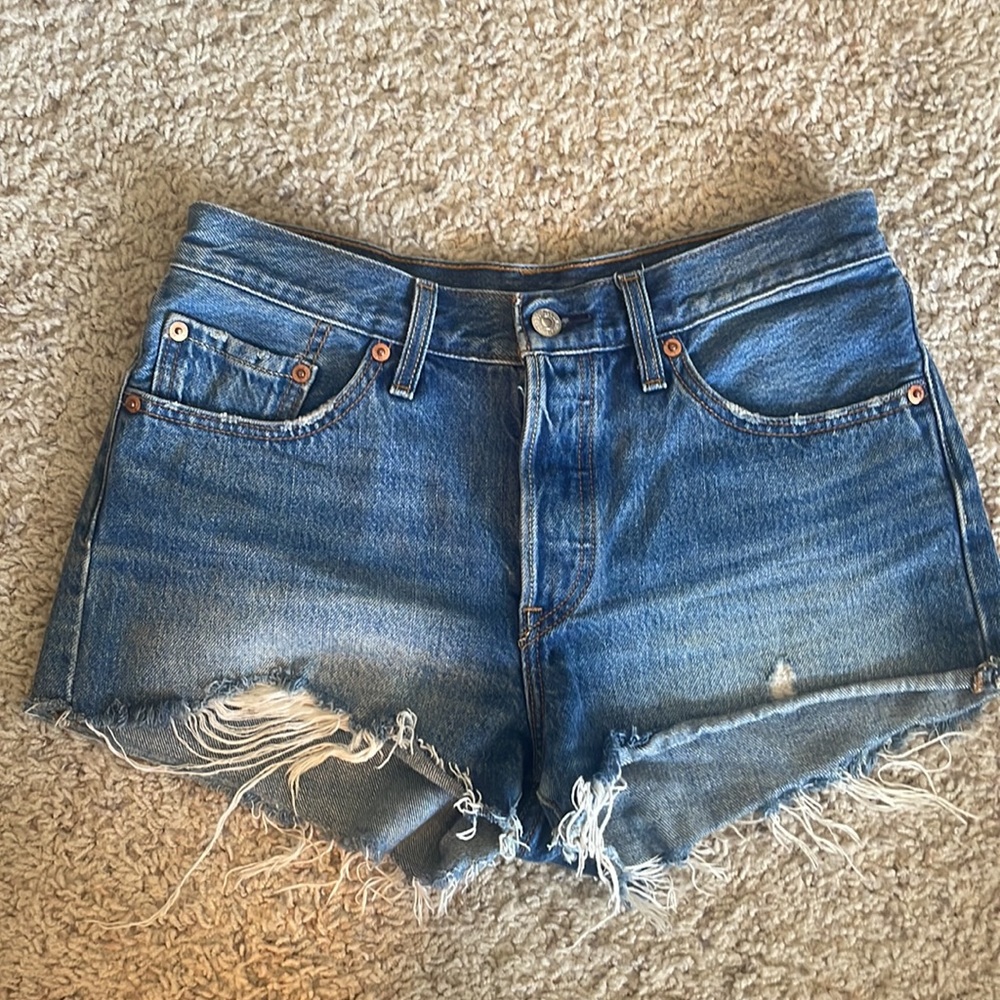 Levi Jean Shorts